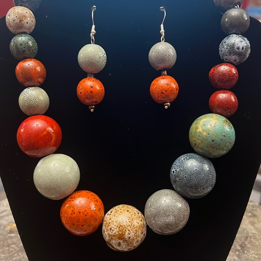 Beautiful handcrafted jewelry set. Beautiful for Weddings, social events